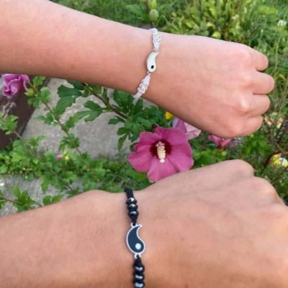 Best Friend Bracelets for 2 Matching Yin Yang Adjustable Cord Bracelet - Picture 2 of 5